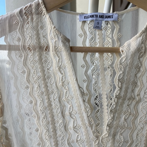 Elizabeth and James blouse size S - Picture 4 of 4